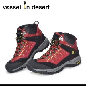 Vessel in Desert Waterproof boots Men hiking shoes LadiesMountain Climbi…